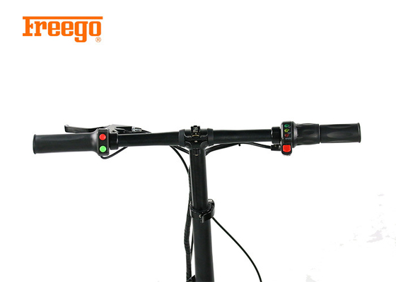 A bicicleta elétrica do &quot;trotinette&quot; da dobradura impermeável, dobra acima a estrutura forte da bicicleta elétrica